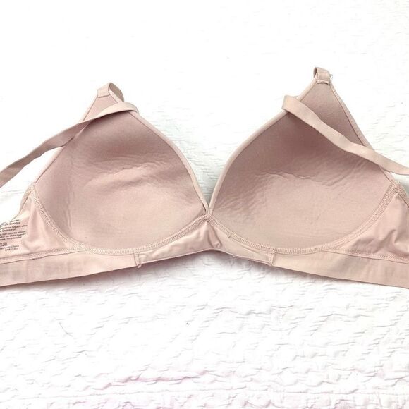 BUY 1 GET 1 FREE DKNY Medium wire free nude pink tan bra comfortable every day - Picture 5 of 9